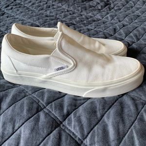 Vans slip-on in white size 8 men 9.5 women